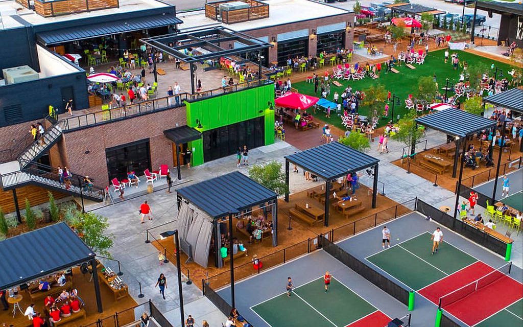 Pickleball Eats: How Courts Are Powering Dining Trends